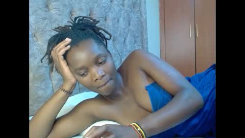 Santa online show from 02/08/25, 05:29