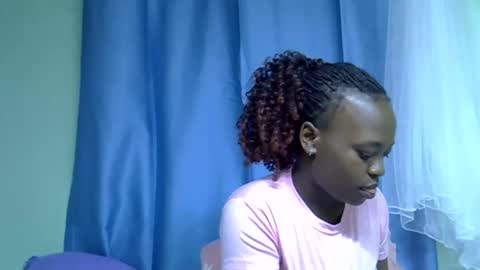 African Queen online show from 03/29/26, 07:03