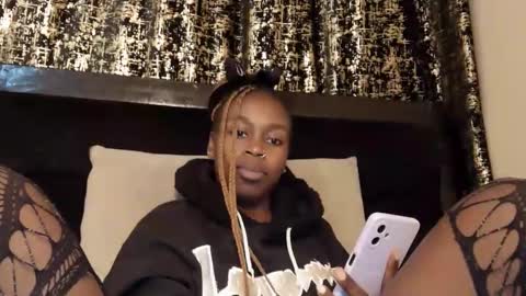 ivy online show from 02/10/26, 07:40