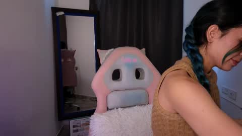  Angie   online show from 11/27/25, 11:12