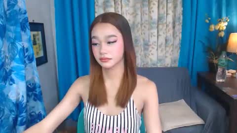 Snapshot of sexxyyesladyboyxxxx chatting on 10/29/25, 05:31 sexxyyesladyboyxxxx online show from 10/29/25, 05:31