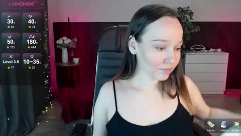 Snapshot of sexy_alexxia chatting on 10/11/25, 04:05 Alexia online show from 10/11/25, 04:05