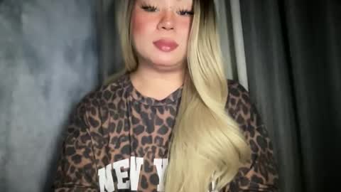 Snapshot of sexy_and_iknewit chatting on 02/11/26, 04:01 BREANNA online show from 02/11/26, 04:01