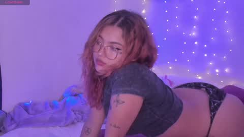 Snapshot of sexy_and_naughty_girl chatting on 01/15/25, 04:47 Lucy Annyy online show from 01/15/25, 04:47