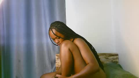 Ariana online show from 12/16/25, 05:23