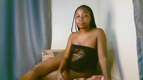 Ariana online show from 12/16/25, 07:19