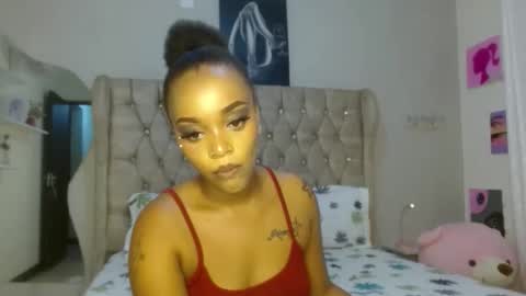 sexy_babydoll22 online show from 02/01/26, 07:45