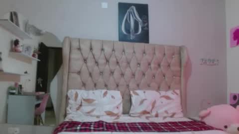 sexy_babydoll22 online show from 02/28/26, 08:59