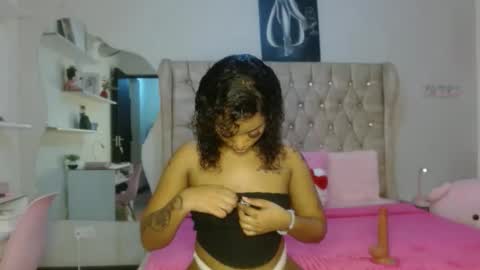 sexy_babydoll22 online show from 05/07/26, 12:05