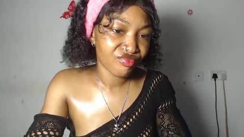 sexy_bluey247 online show from 02/02/26, 08:02