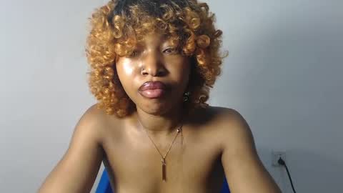 sexy_bluey247 online show from 04/13/26, 02:28