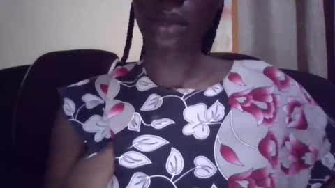 sexy_butty01 online show from 02/13/26, 07:10