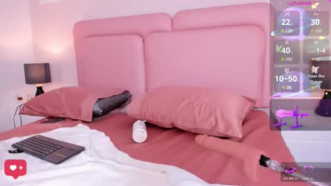 Snapshot of sexy_curlylady chatting on 02/06/26, 05:01 sexy_curlylady online show from 02/06/26, 05:01