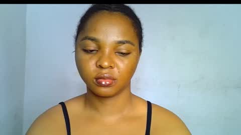 Clara online show from 10/11/25, 11:03