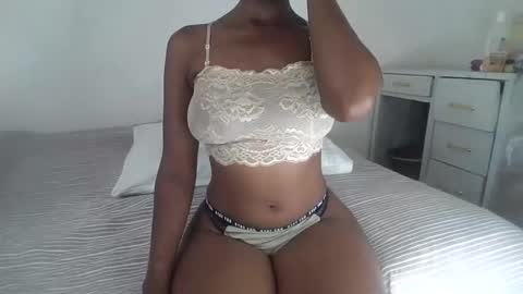 Ellahh online show from 04/13/26, 09:59