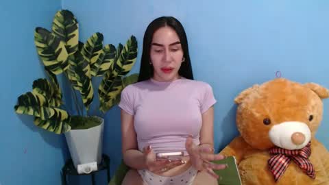 sexy_emily92 online show from 11/01/25, 03:47
