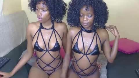 sexy_galfie01 online show from 09/26/25, 06:39