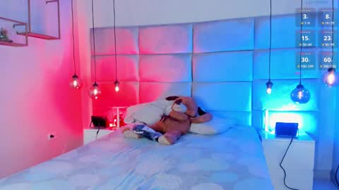 Snapshot of sexy_hot_boyy chatting on 12/13/24, 11:02 Dereck Martinez online show from 12/13/24, 11:02