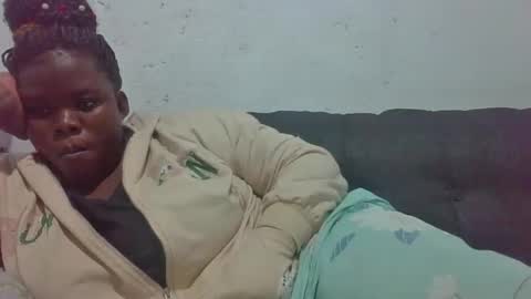 Sexy hottiee online show from 05/05/26, 07:00