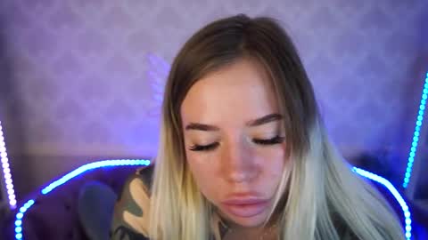 Snapshot of sexy_ira chatting on 01/14/25, 10:48 Ira online show from 01/14/25, 10:48