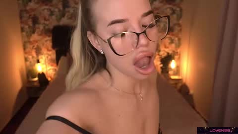 Snapshot of sexy_ira chatting on 02/15/25, 07:38 Ira online show from 02/15/25, 07:38