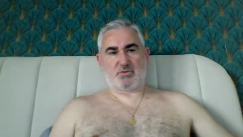 Snapshot of sexy_italiandaddy chatting on 06/18/26, 10:30 Antonio online show from 06/18/26, 10:30