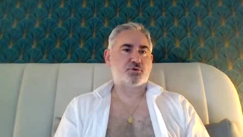 Snapshot of sexy_italiandaddy chatting on 07/10/26, 06:39 Antonio online show from 07/10/26, 06:39