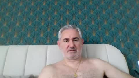 Snapshot of sexy_italiandaddy chatting on 07/12/26, 08:05 Antonio online show from 07/12/26, 08:05