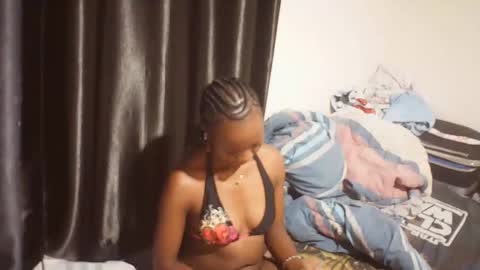 sexy_june20 online show from 05/03/26, 08:48