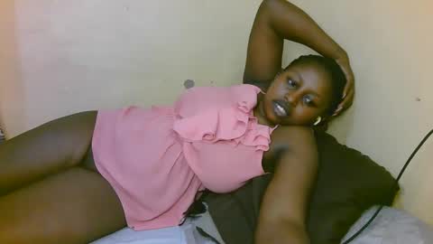 sexy_latasha online show from 10/19/25, 07:47