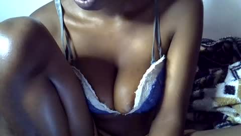 Snapshot of sexy_leila3 chatting on 06/29/26, 05:46 kayla online show from 06/29/26, 05:46
