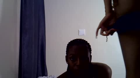 Linda online show from 08/09/26, 04:17