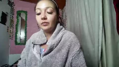 Snapshot of sexy_lolas chatting on 06/14/26, 02:24 sexy lolas online show from 06/14/26, 02:24