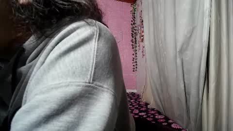 Snapshot of sexy_lolas chatting on 06/15/26, 06:37 sexy lolas online show from 06/15/26, 06:37