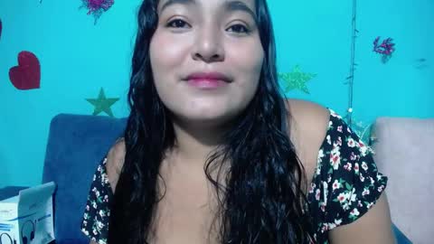 Snapshot of sexy_love_15 chatting on 12/21/24, 04:09 SIRENA LOVE online show from 12/21/24, 04:09