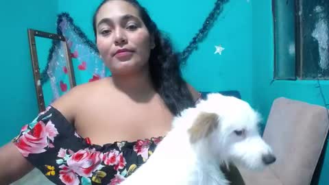 Snapshot of sexy_love_15 chatting on 12/23/24, 06:11 SIRENA LOVE online show from 12/23/24, 06:11