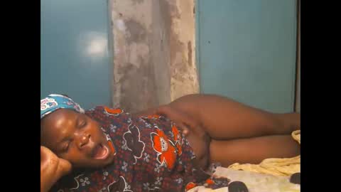 sexy_lunah online show from 12/14/25, 07:51