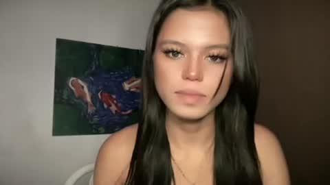 Nicole online show from 05/15/26, 10:50