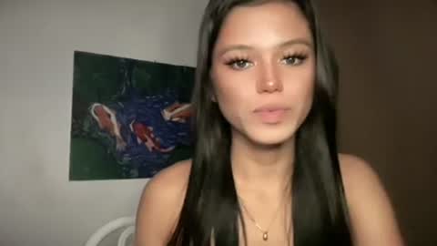 Nicole online show from 05/15/26, 11:01