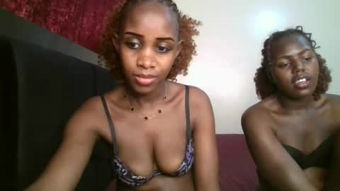 Snapshot of sexy_maya2 chatting on 07/23/26, 10:19 sexy_maya2 online show from 07/23/26, 10:19