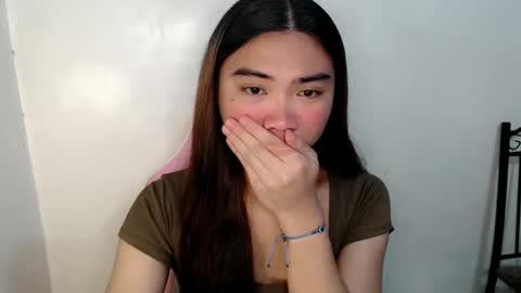 mika online show from 04/09/26, 11:10