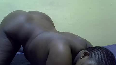 sexy_naila2 online show from 04/09/26, 10:26