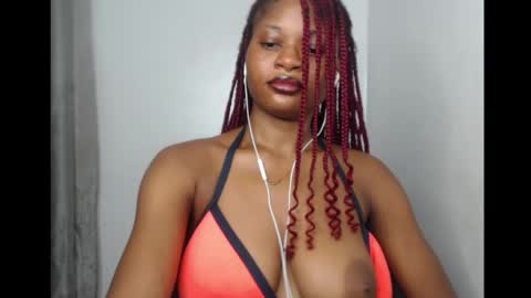 Sexy queen55 online show from 03/19/26, 06:34