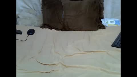 Valentine online show from 03/10/26, 12:48