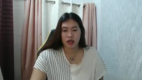 SOFIE  The woman who lives in the province online show from 04/23/26, 05:37