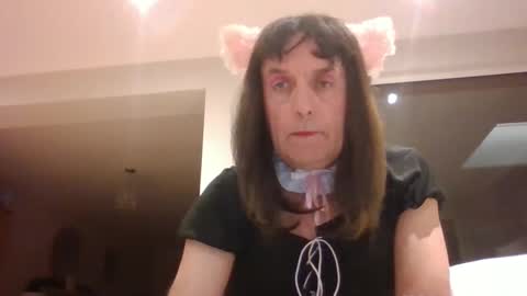 Snapshot of sexy_sophie125 chatting on 12/15/25, 04:22 Sexy Sophie online show from 12/15/25, 04:22