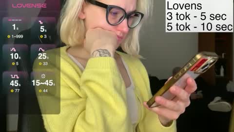 Sexy-Sweets online show from 11/19/25, 05:46