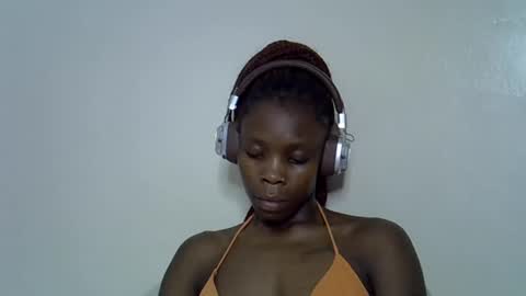 sexy_vennice online show from 08/01/26, 10:19