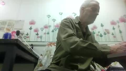 Daddy online show from 02/11/26, 12:26