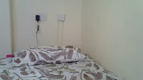 Bantu girl online show from 10/09/25, 09:40